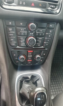 Opel Meriva cena 17500 przebieg: 247832, rok produkcji 2011 z Dąbrowa Tarnowska małe 121
